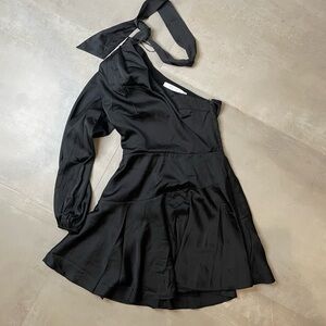 ASTR The Label Black One-Shoulder Satin Dress - size S